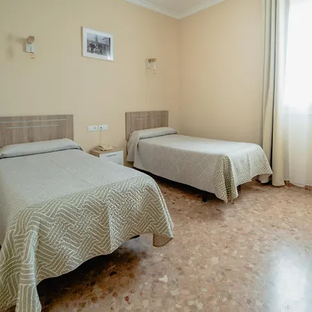 Chamizo Hotel 2*