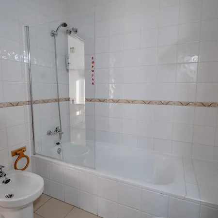 Chamizo Hotel 2*